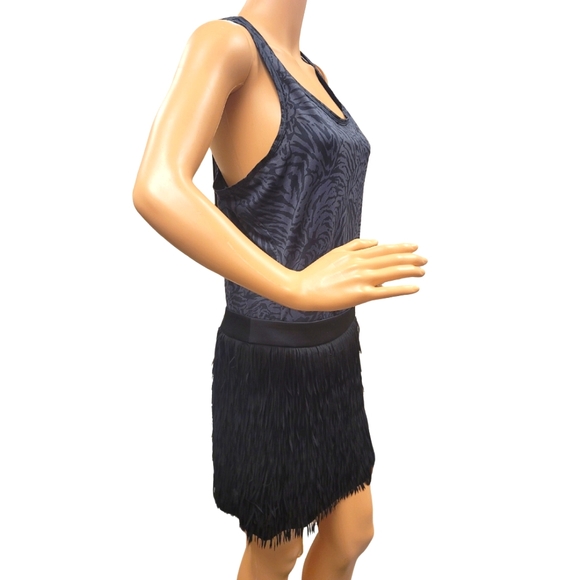 Fringe mini skirt - Picture 1 of 7